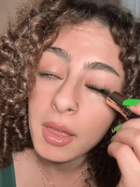 VelvetGlide Eyeliner - The Perfect Line, No Skills Needed - 50% OFF - Image 9